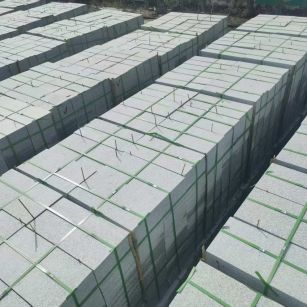 眉山 芝麻白1.8公分火烧300*600地铺，清仓大甩卖