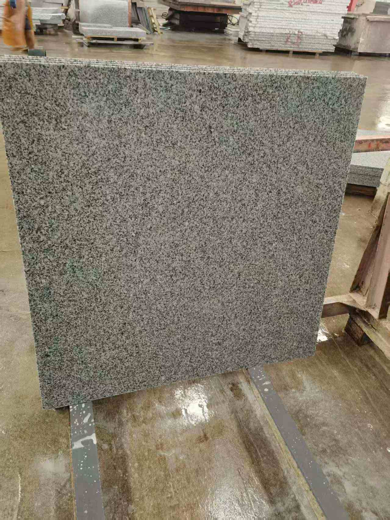 眉山 芝麻白光面900*900，高地铁标准